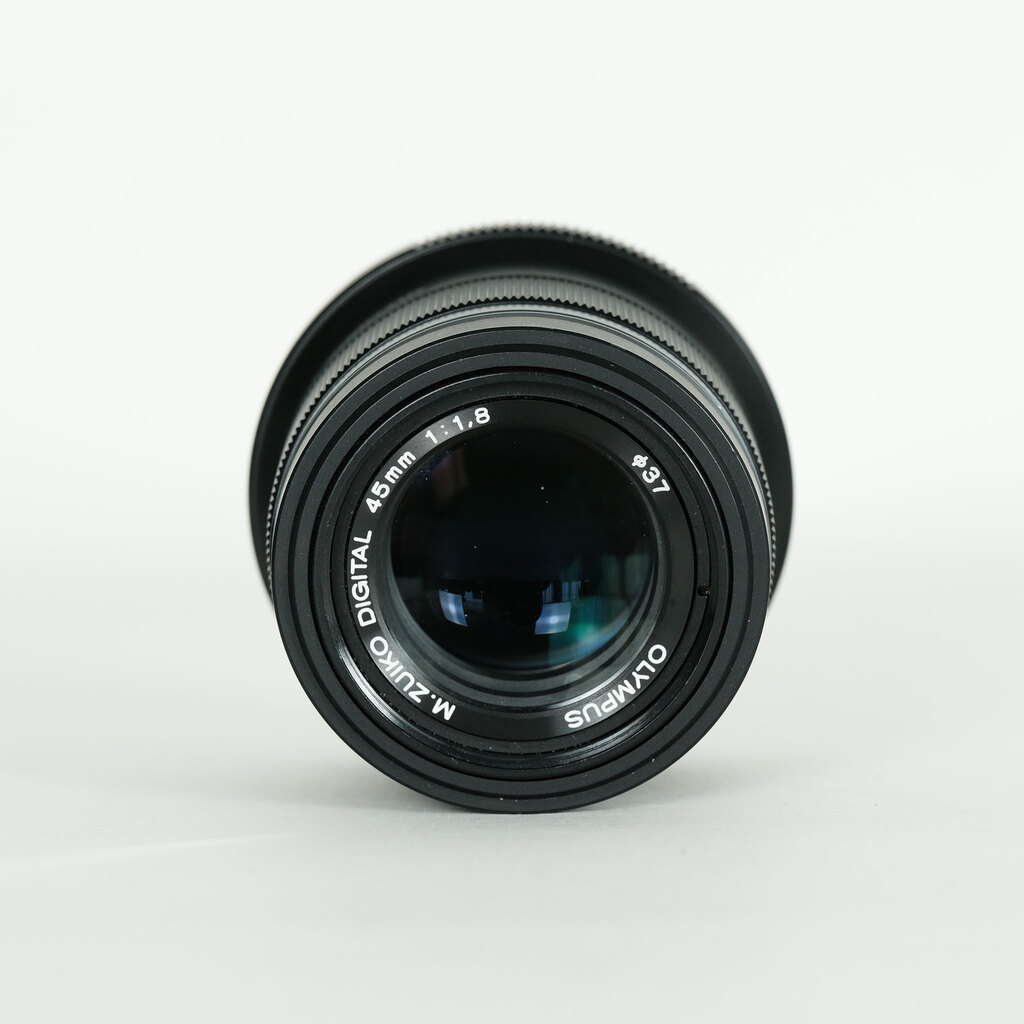 OLYMPUS M.ZUIKO DIGITAL 45mm F1.8