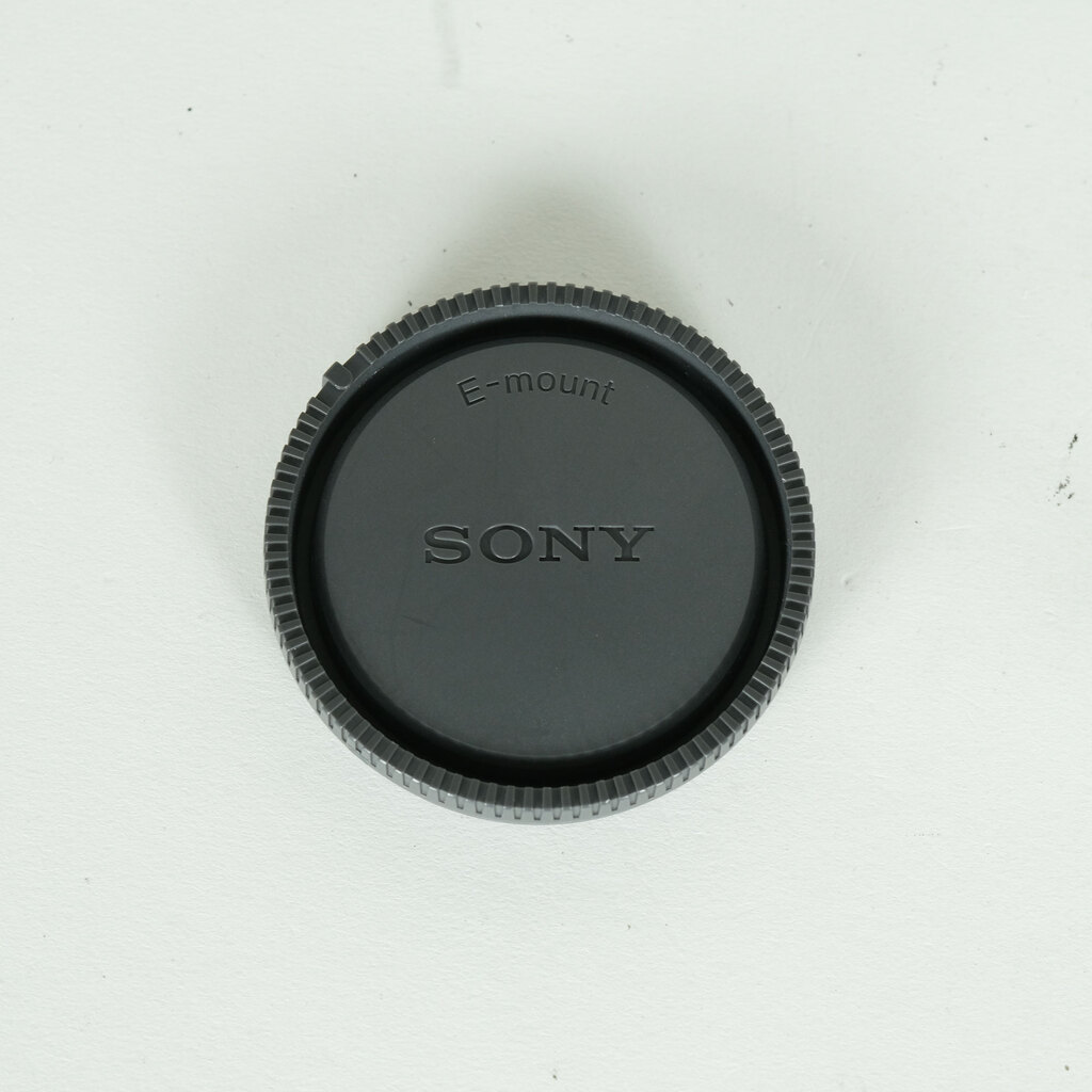 SONY FE 85mm F1.8 SEL85F18