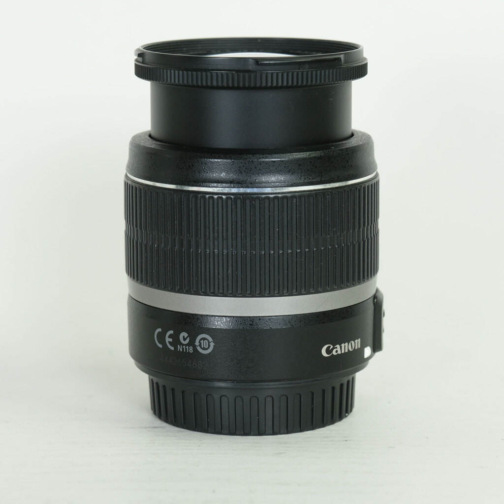Canon EF-S18-55mm F3.5-5.6 IS