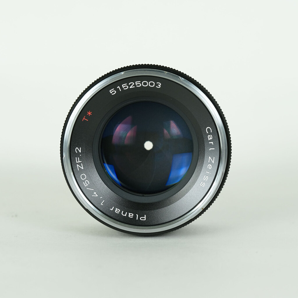 Carl Zeiss Planar T* 50mm F1.4 ZF.2 [ニコンF用]