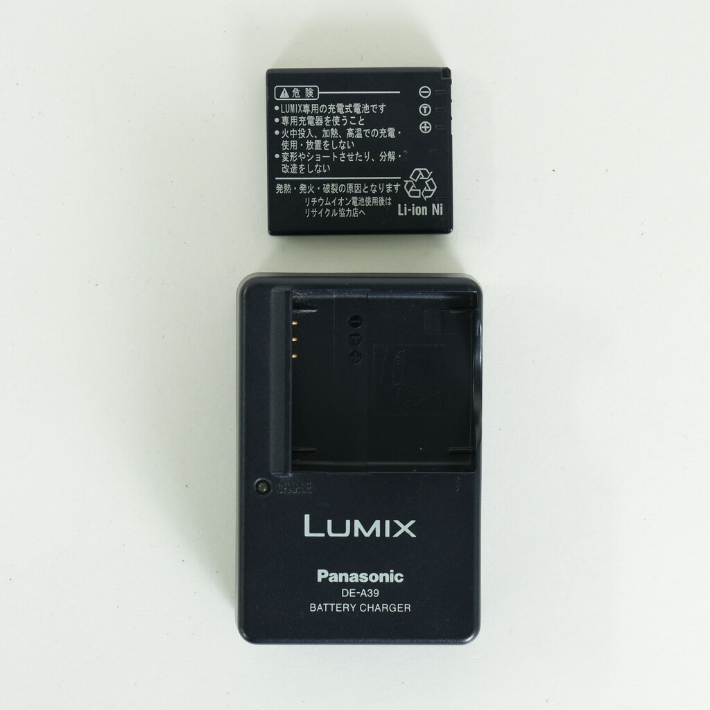 Panasonic LUMIX DMC-FX37-S プレシャスシルバー