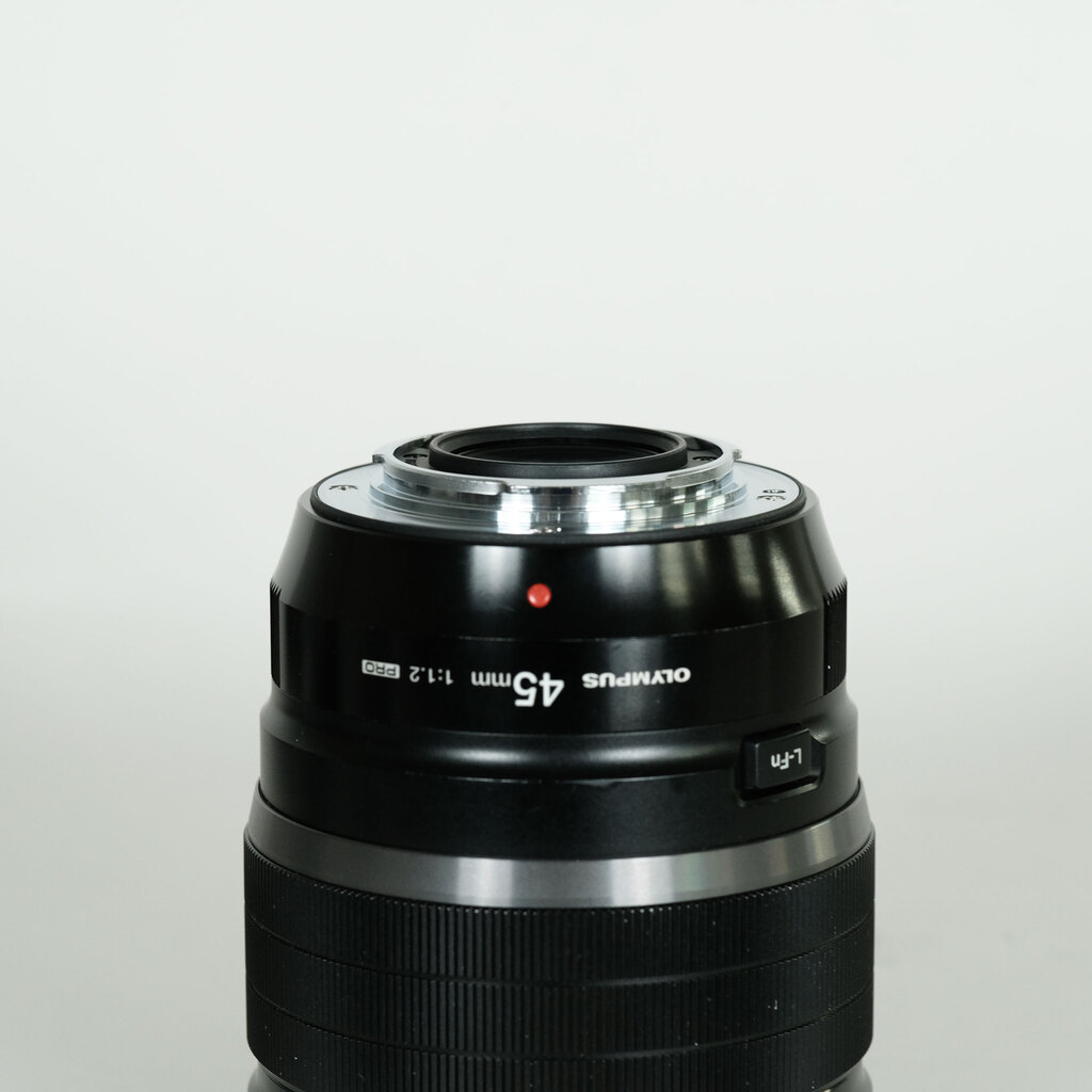 OLYMPUS M.ZUIKO DIGITAL ED 45mm F1.2 PRO