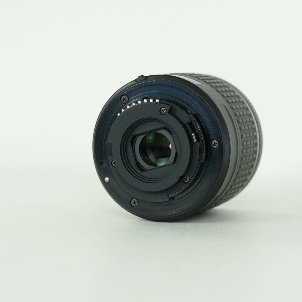 Nikon AF-P DX NIKKOR 18-55mm F3.5-5.6G VR