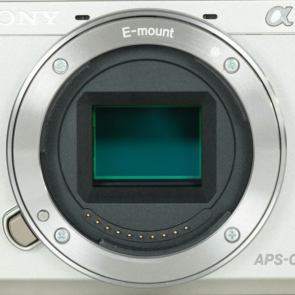 SONY α6000(ILCE-6000) SONY α6000(ILCE-6000)