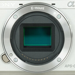 SONY α6000(ILCE-6000) SONY α6000(ILCE-6000)