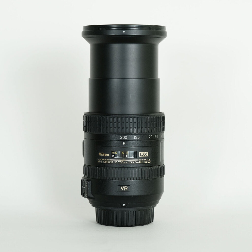 Nikon AF-S DX NIKKOR 18-200mm F3.5-5.6G ED VR II