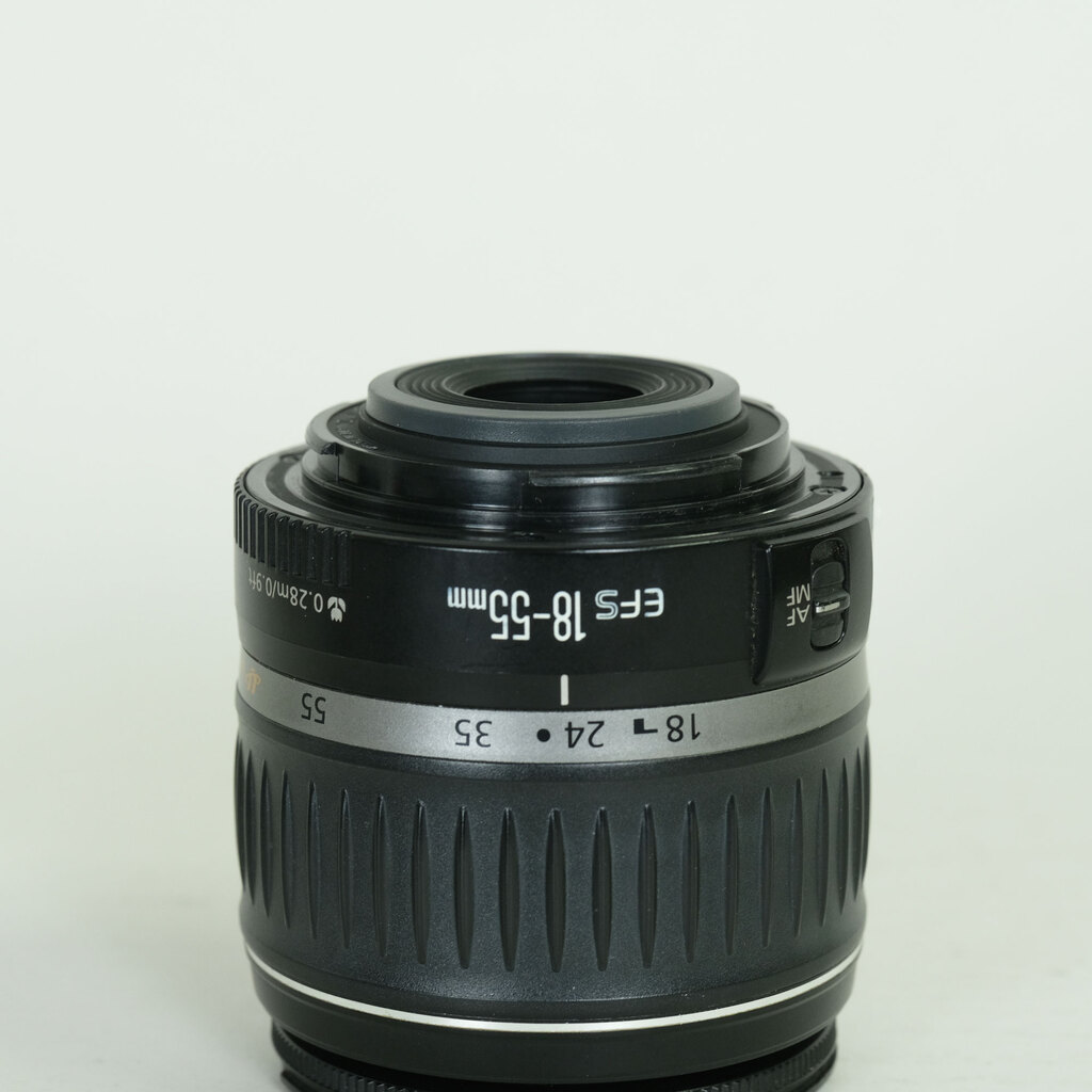 Canon EF-S 18-55mm F3.5-5.6 II USM