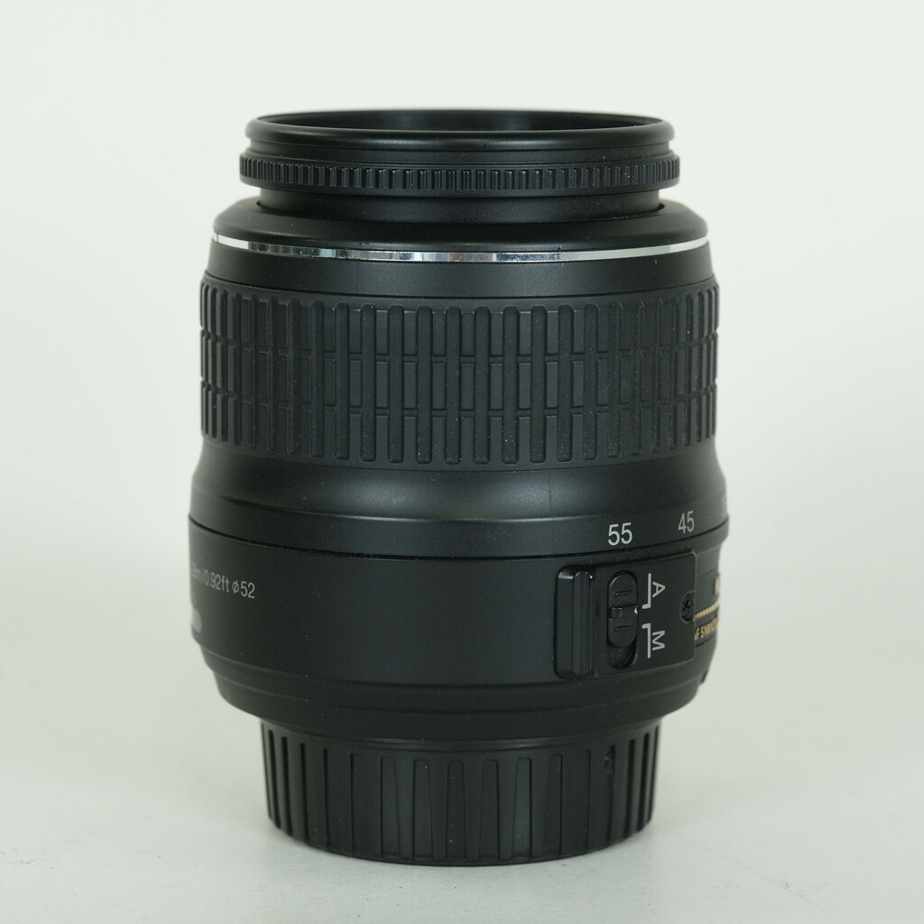 Nikon AF-S DX Zoom-Nikkor 18-55mm F3.5-5.6G ED II ブラック Nikon AF-S DX Zoom-Nikkor 18-55mm F3.5-5.6G ED II ブラック