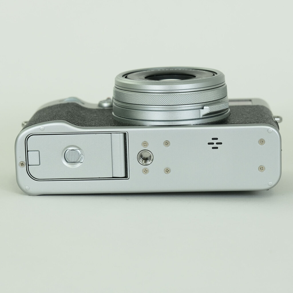 FUJIFILM X100V シルバー FUJIFILM X100V シルバー