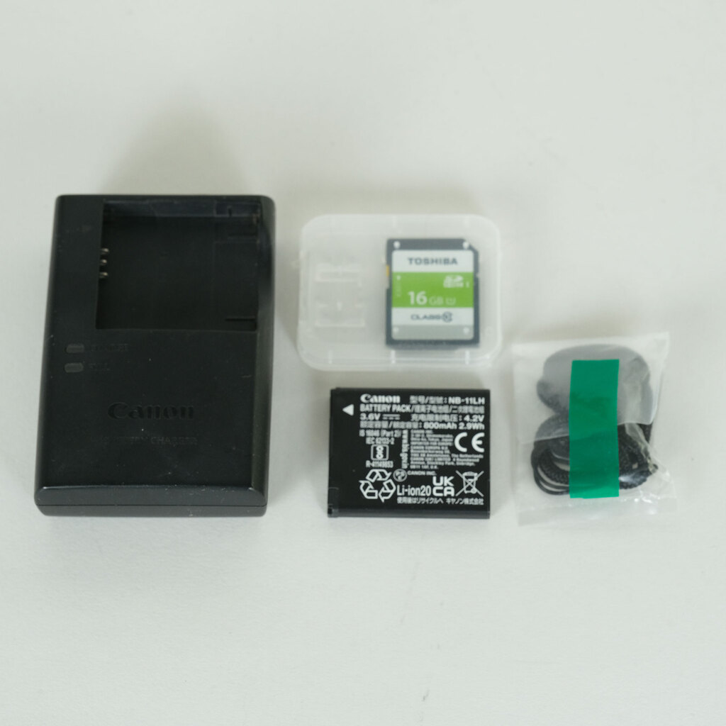 Canon IXY 650 シルバー