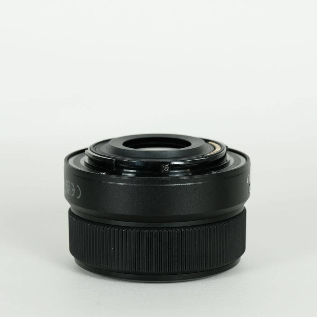 Nikon NIKKOR Z DX 24mm f/1.7 Nikon NIKKOR Z DX 24mm f/1.7