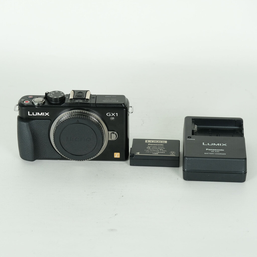 Panasonic LUMIX DMC-GX1-K ボディ エスプリブラックの出品 | ONE