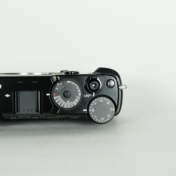 FUJIFILM X-Pro2