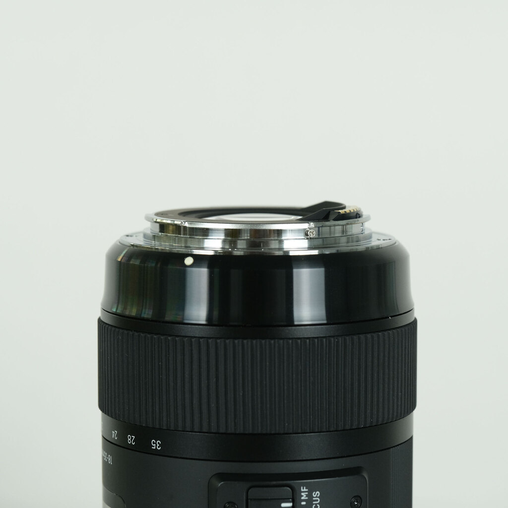 【祝日限定値下げ】SIGMA 18-35 ARTレンズ（efマウント） SIGMA 18-35mm F1.8 DC HSM｜Art [キヤノンEF用]の出品 | ONE SCENE