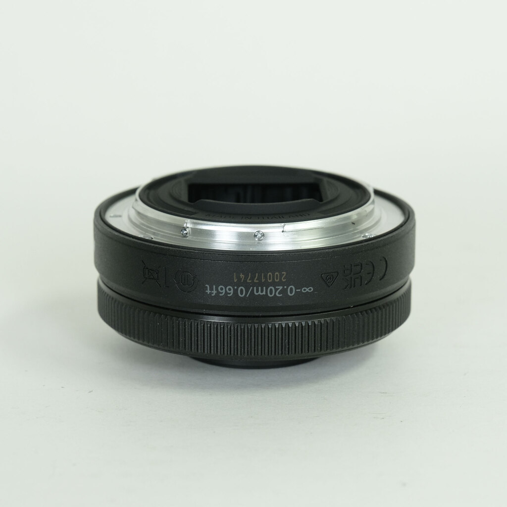 Nikon NIKKOR Z 26mm f/2.8 Nikon NIKKOR Z 26mm f/2.8