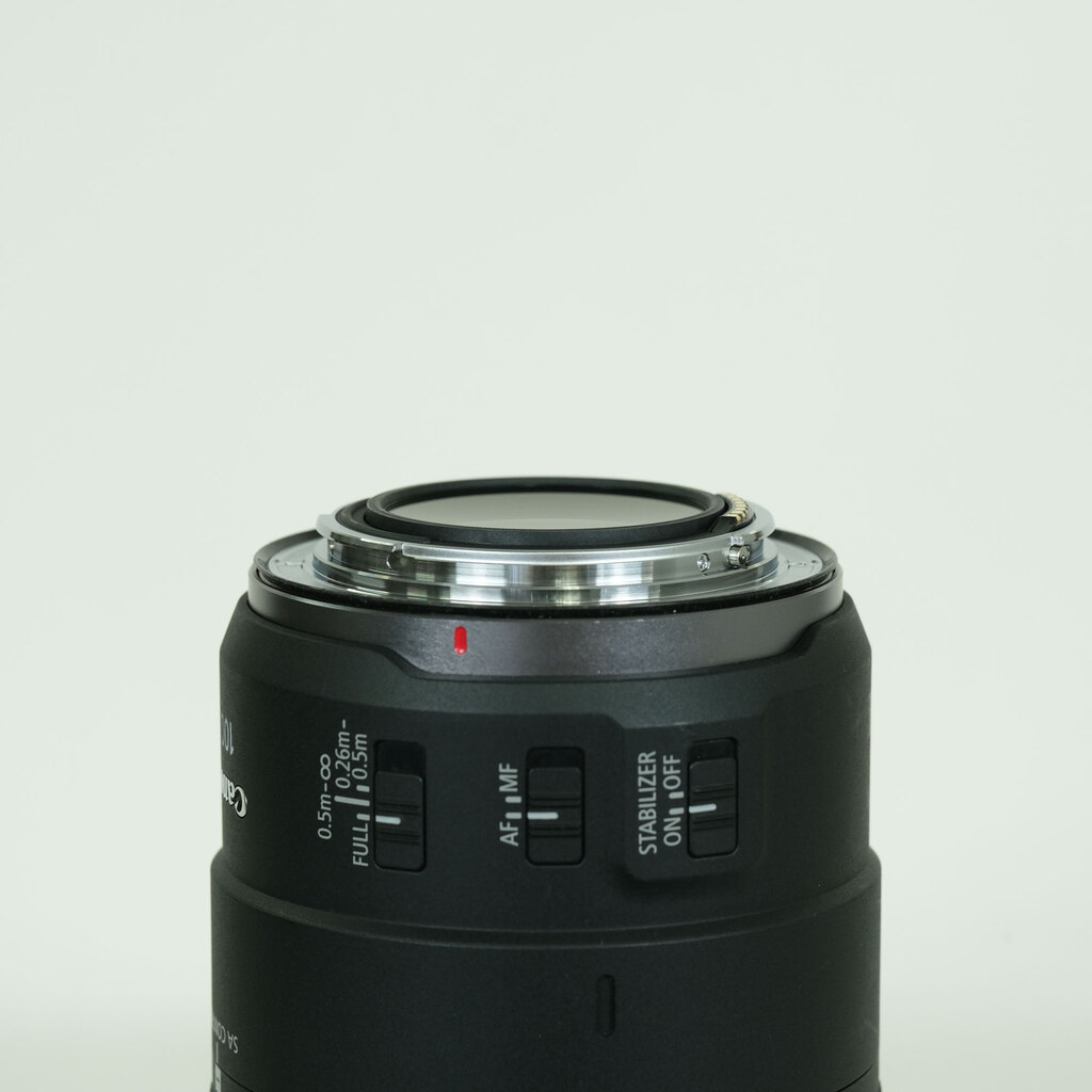 Canon RF100mm F2.8 L MACRO IS USM Canon RF100mm F2.8 L MACRO IS USM