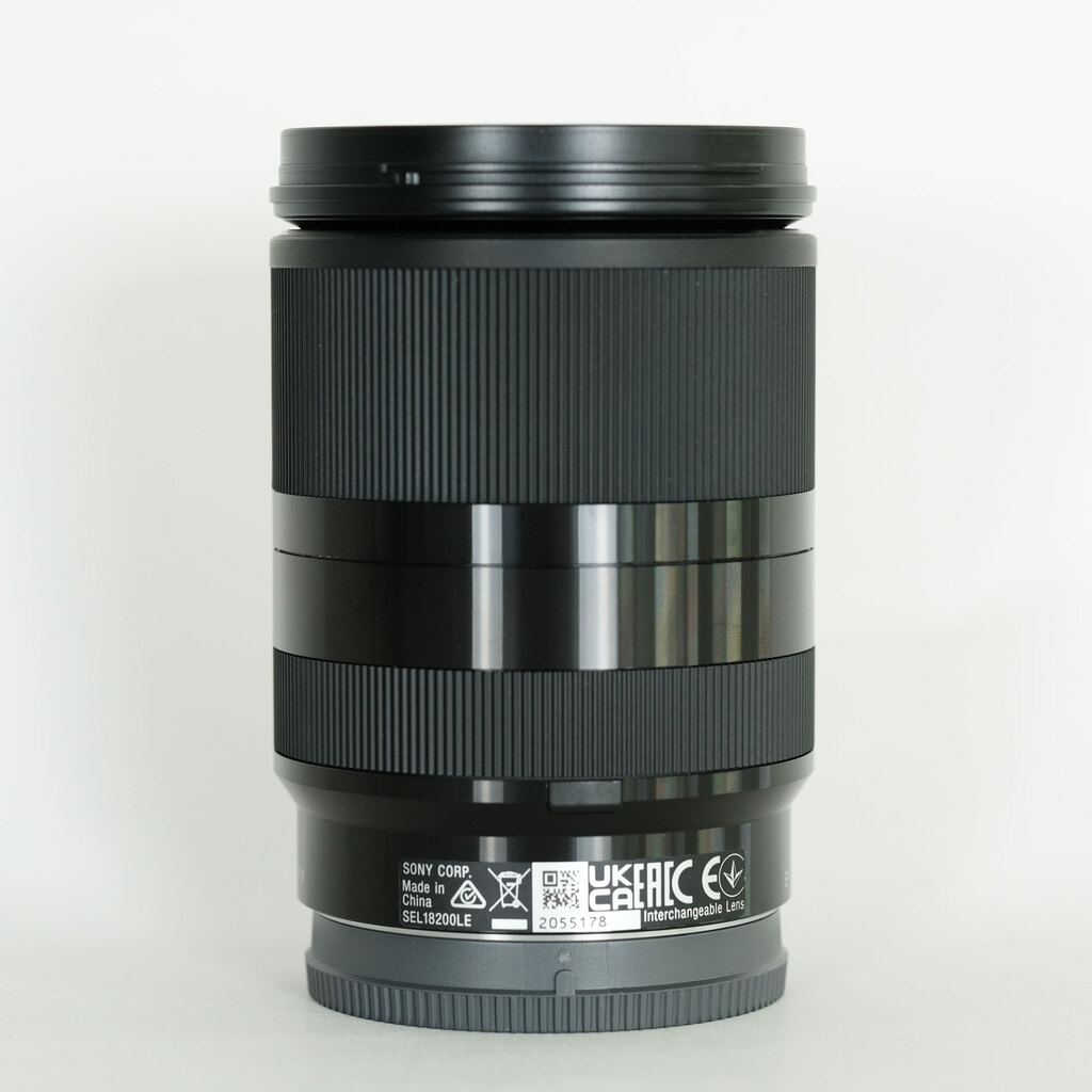 SONY E18-200mm F3.5-6.3 OSS LE SEL18200LE