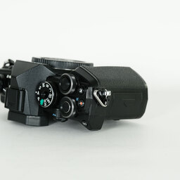 OLYMPUS OM-D E-M5 Mark III