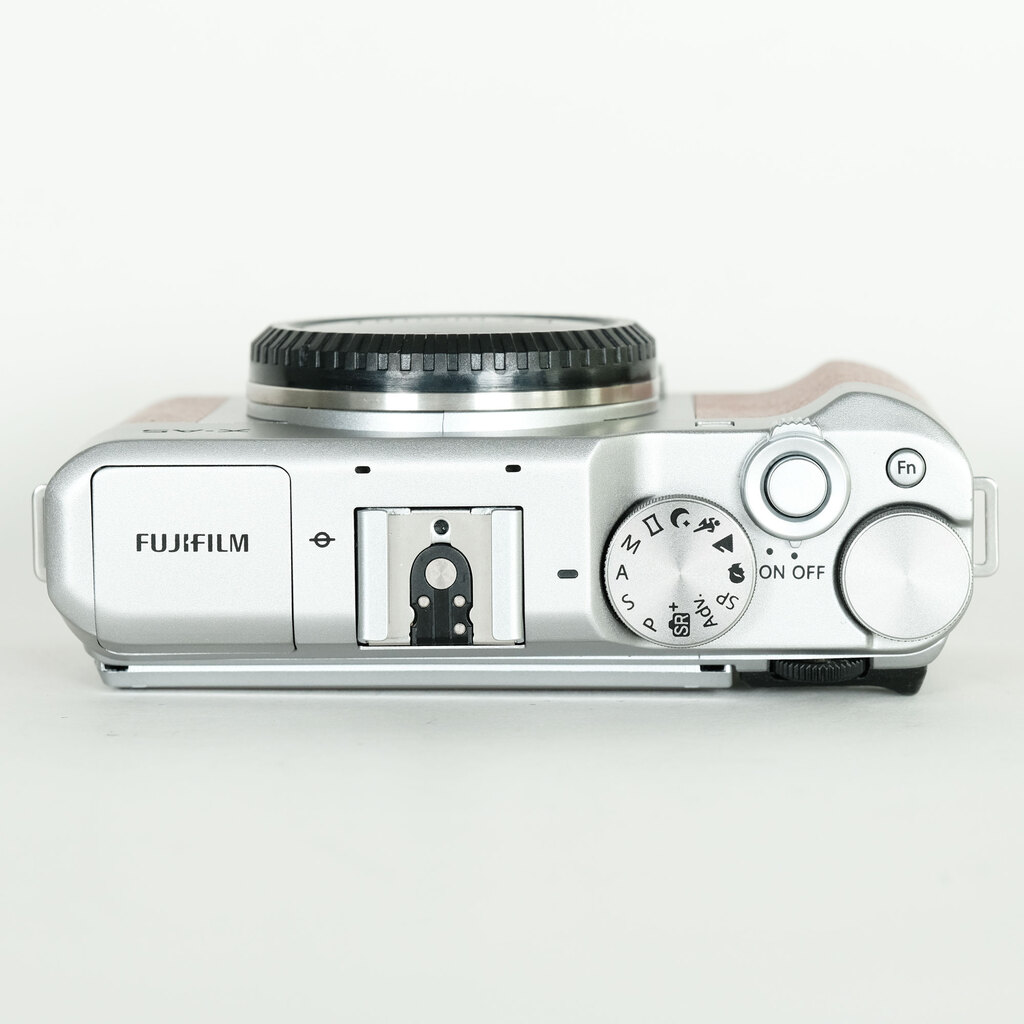 FUJIFILM X-A5 ボディ ブラウン