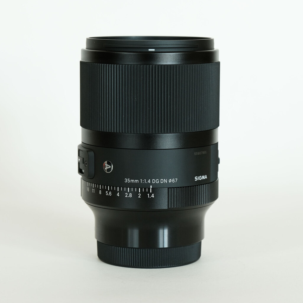 SIGMA 35mm F1.4 DG DN｜Art [ソニーE用]の出品 | ONE SCENE（ワンシーン）