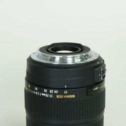 SIGMA 17-70mm F2.8-4 DC MACRO OS HSM [キヤノンEF用]