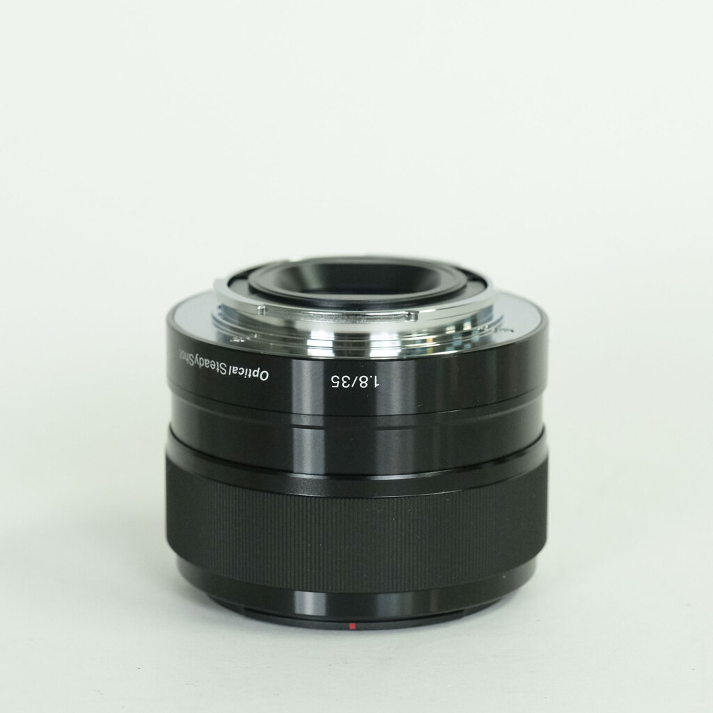 SONY E 35mm F1.8 OSS SEL35F18 SONY E 35mm F1.8 OSS SEL35F18