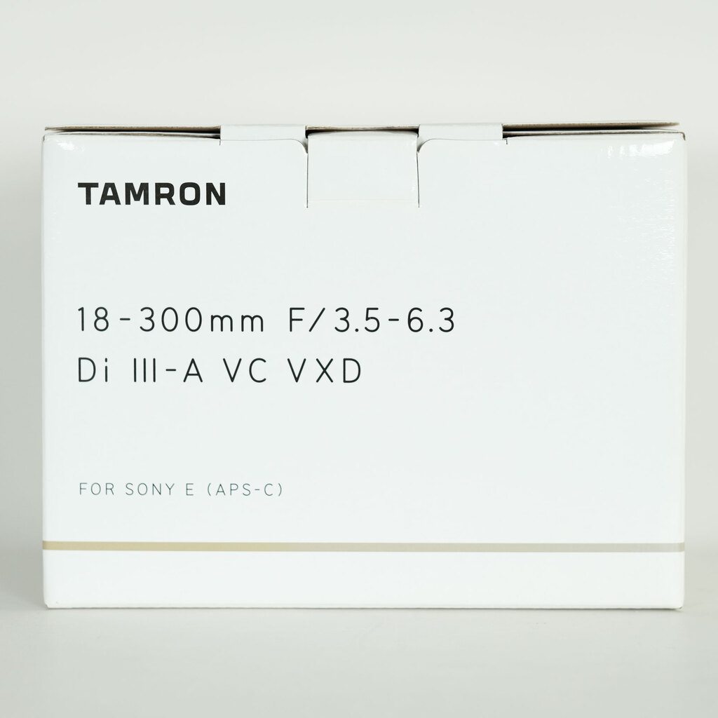 TAMRON 18-300mm F/3.5-6.3 Di III-A VC VXD (Model B061) [ソニーE用]