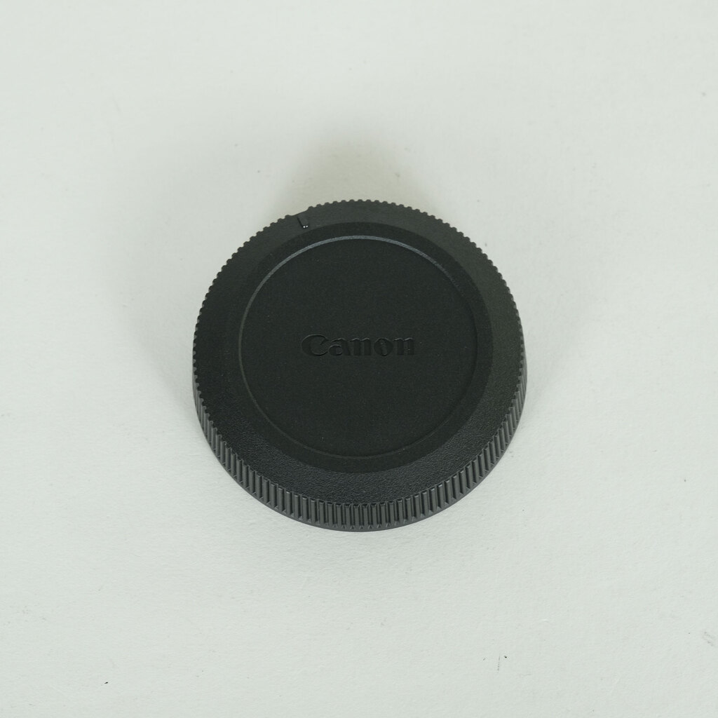 Canon RF-S 18-45mm F4.5-6.3 IS STM