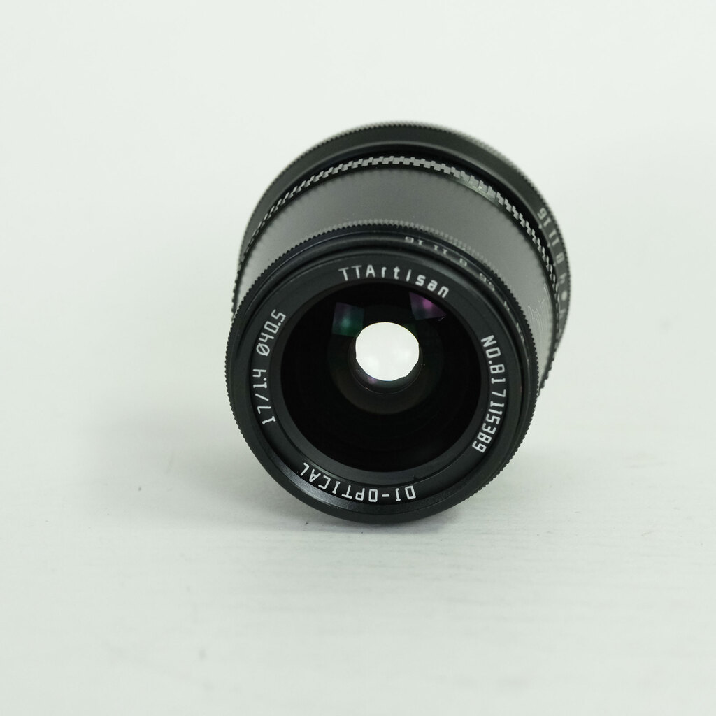 銘匠光学 TTArtisan 17mm F1.4 C ASPH (フジフイルムX用) ブラック