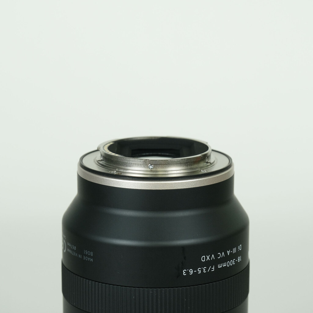 TAMRON 18-300mm F/3.5-6.3 Di III-A VC VXD (Model B061) [ソニーE用]