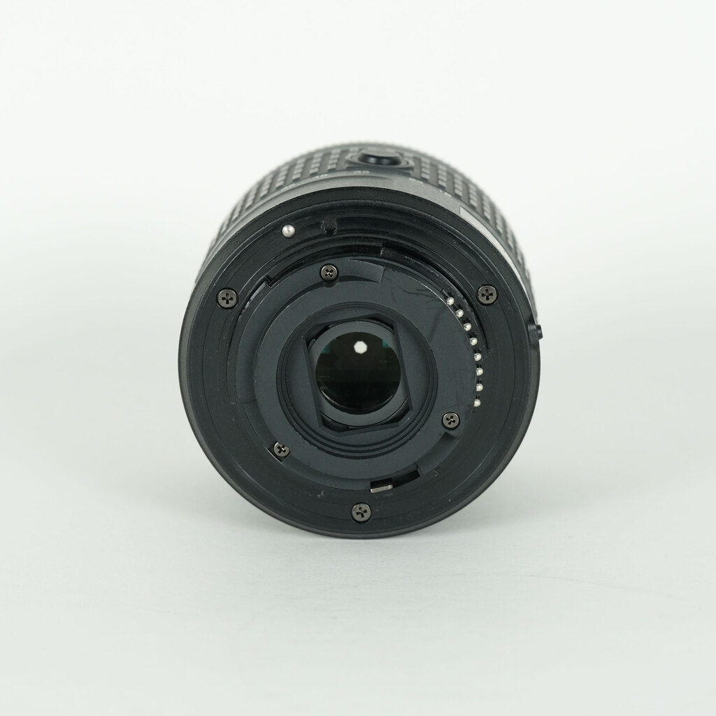 Nikon AF-P DX NIKKOR 18-55mm F3.5-5.6G VR