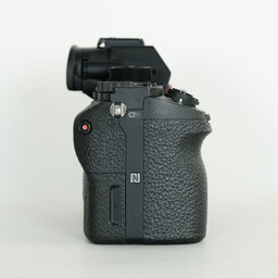 SONY α7R II（ILCE-7RM2）