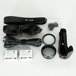 FUJIFILM X70 ブラック