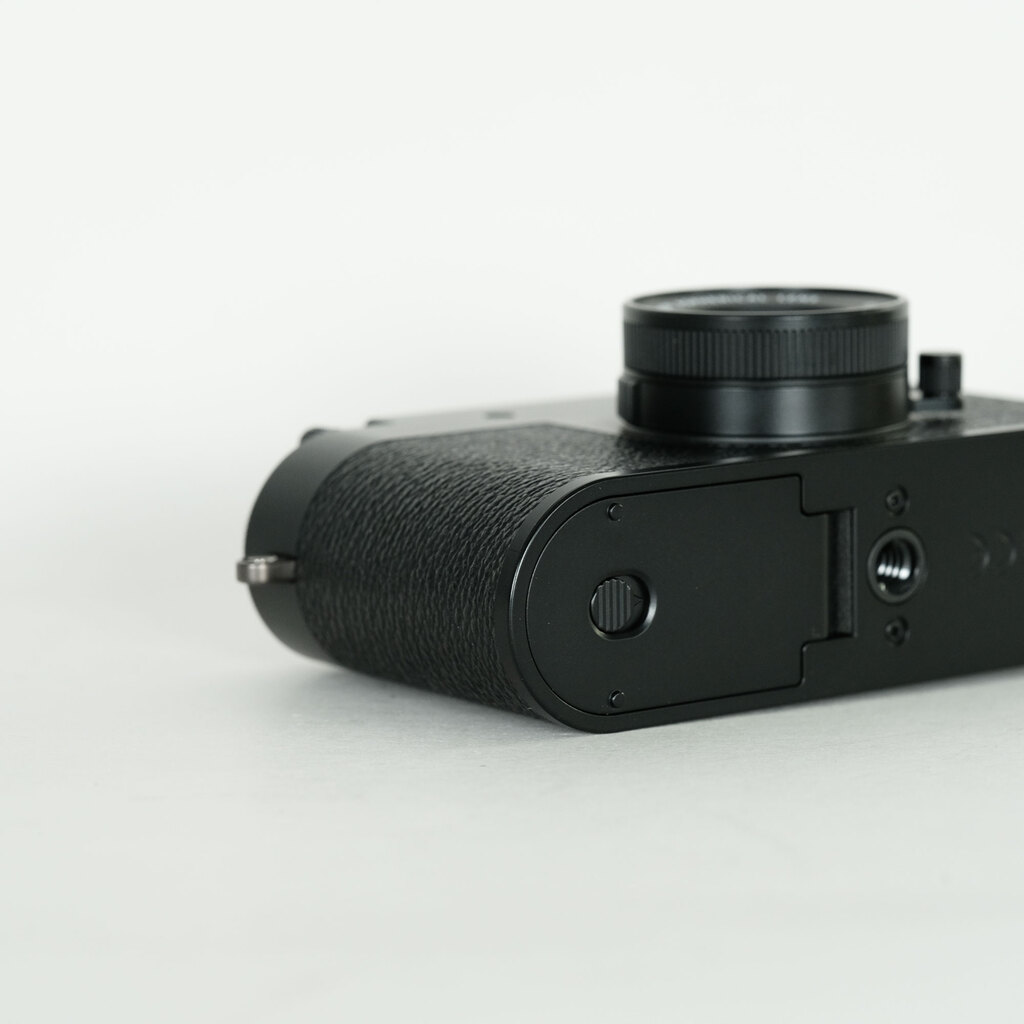 FUJIFILM X half X-HF1