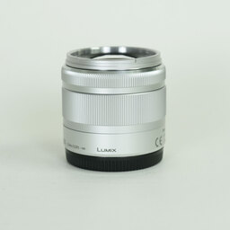Panasonic LUMIX G VARIO 35-100mm / F4.0-5.6 ASPH. / MEGA O.I.S.
