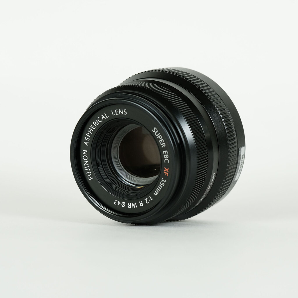 FUJIFILM XF35mmF2 R WR FUJIFILM XF35mmF2 R WR