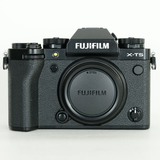 FUJIFILM X-T5