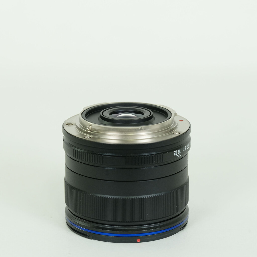 LAOWA 7.5mm F2 [マイクロフォーサーズ用]