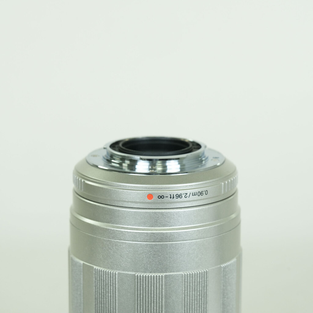 OLYMPUS M.ZUIKO ED75-300mm F4.8-6.7 シルバー