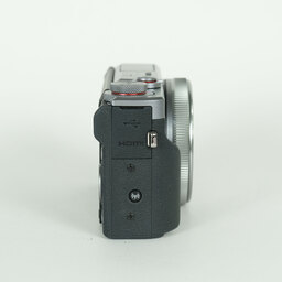 Canon PowerShot G7X Mark III シルバー Canon PowerShot G7X Mark III シルバー