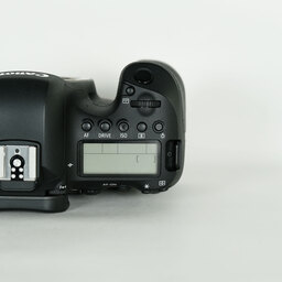 Canon EOS 6D Mark II Canon EOS 6D Mark II