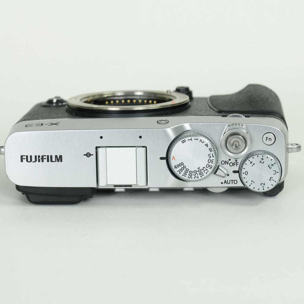 FUJIFILM X-E3