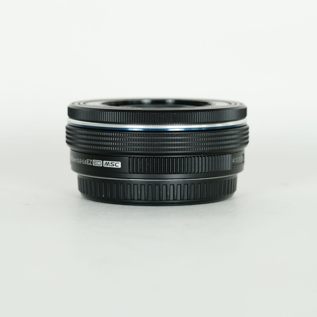 OLYMPUS M.ZUIKO DIGITAL ED 14-42mm F3.5-5.6 EZ ブラック