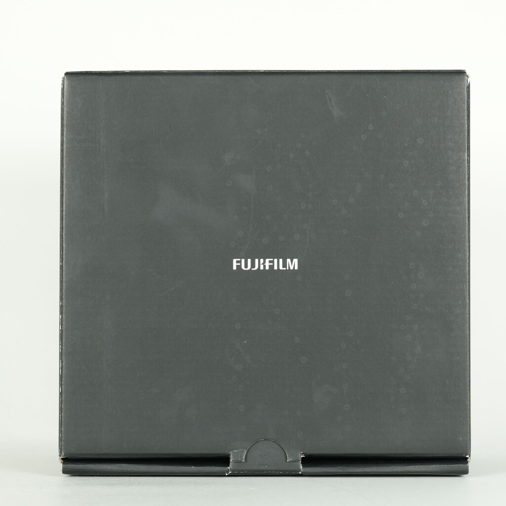 FUJIFILM X-E4 FUJIFILM X-E4