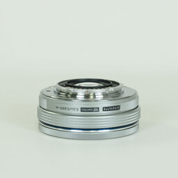 OLYMPUS M.ZUIKO DIGITAL ED 14-42mm F3.5-5.6 EZ シルバー