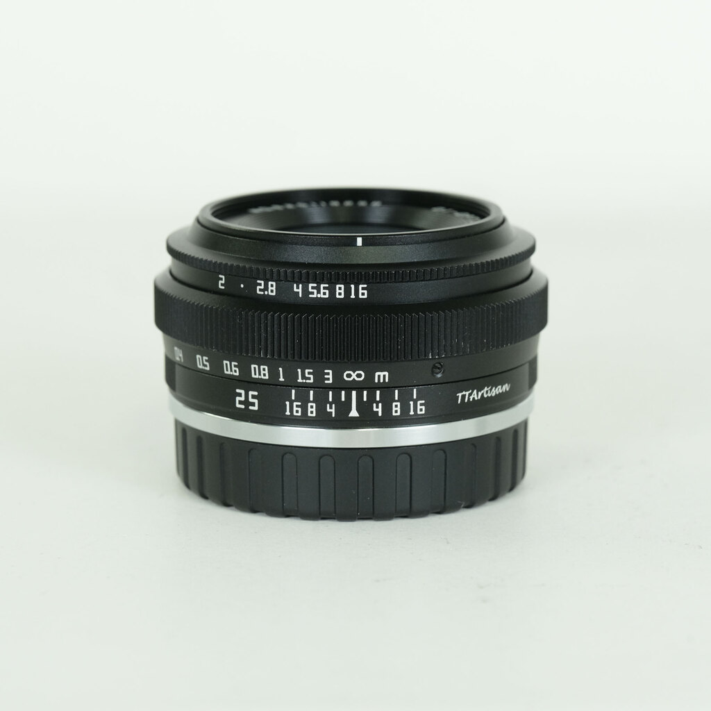 銘匠光学 TTArtisan 25mm F2 C (フジフイルムX用) ブラック 銘匠光学 TTArtisan 25mm F2 C (フジフイルムX用) ブラック