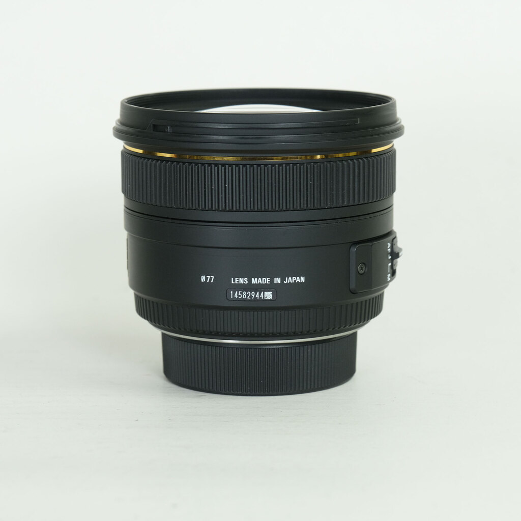 SIGMA 50mm F1.4 EX DG HSM (ニコンF用)