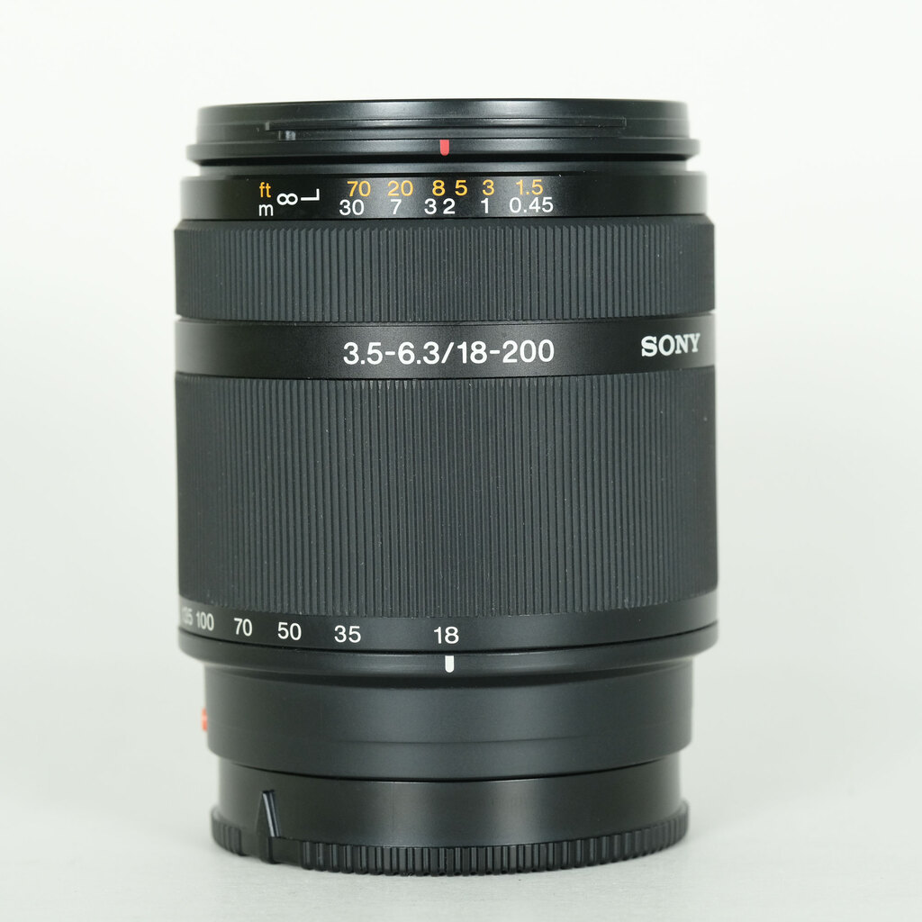 SONY DT18-200mm F3.5-6.3(�\�j�[A�p)
