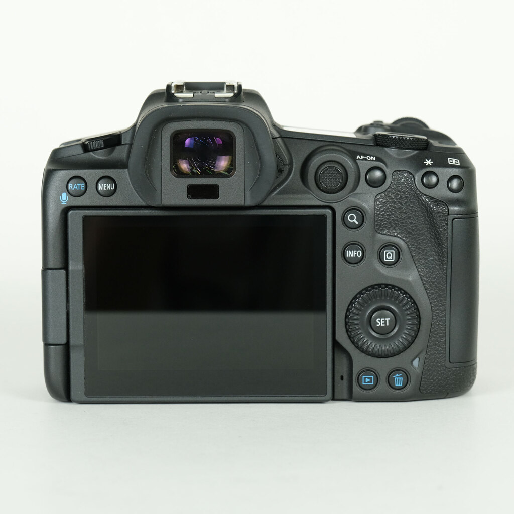 Canon EOS R5 Canon EOS R5