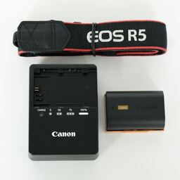 Canon EOS R5